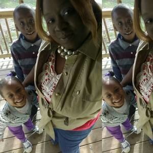 Meet your Posher, Deondrea